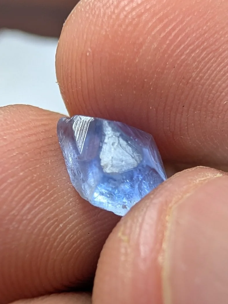 left 788x1050 Rough blue sapphire in crystal form - 2.50 ct